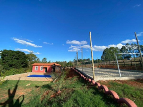 Sítio com Natureza , piscina e campo de areia em Cruzília
